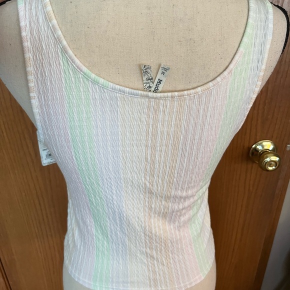NWT! Junior’s Mudd Cropped Tank Top - Picture 4 of 4